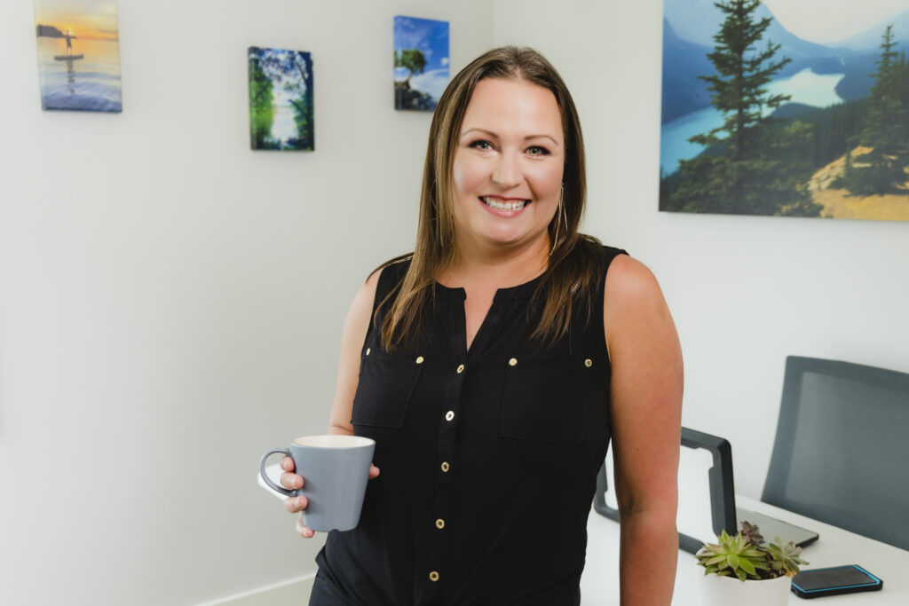 Stephanie Poole headshot